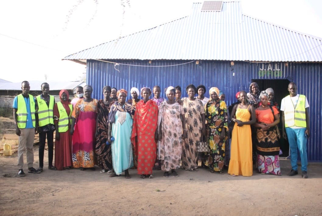 JAL beneficiaries and staff together